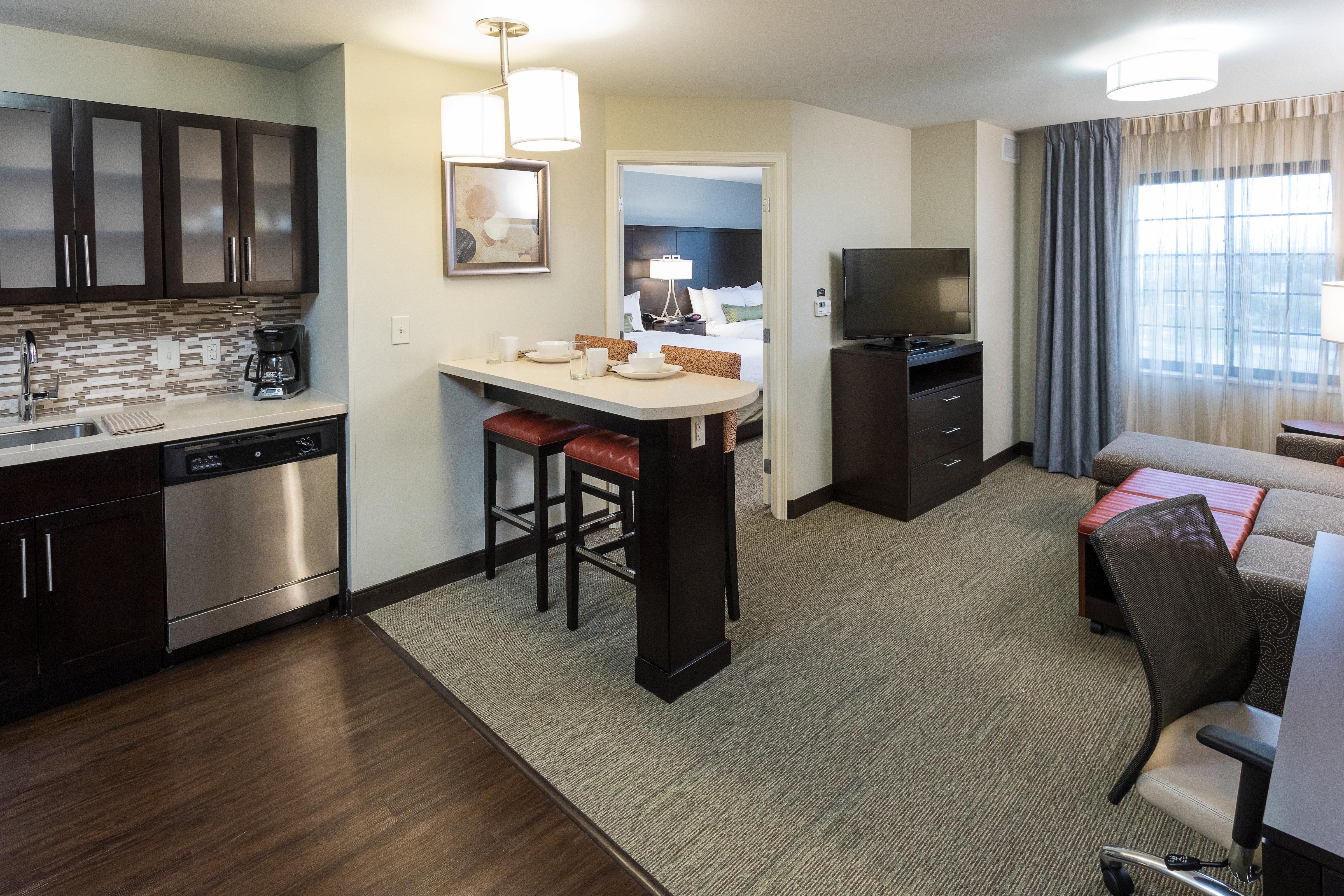 Staybridge Suites Omaha West By Ihg Exterior foto